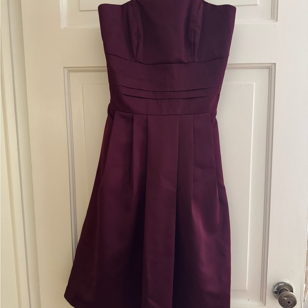 Elegant Purple / Garnet Strapless Dress